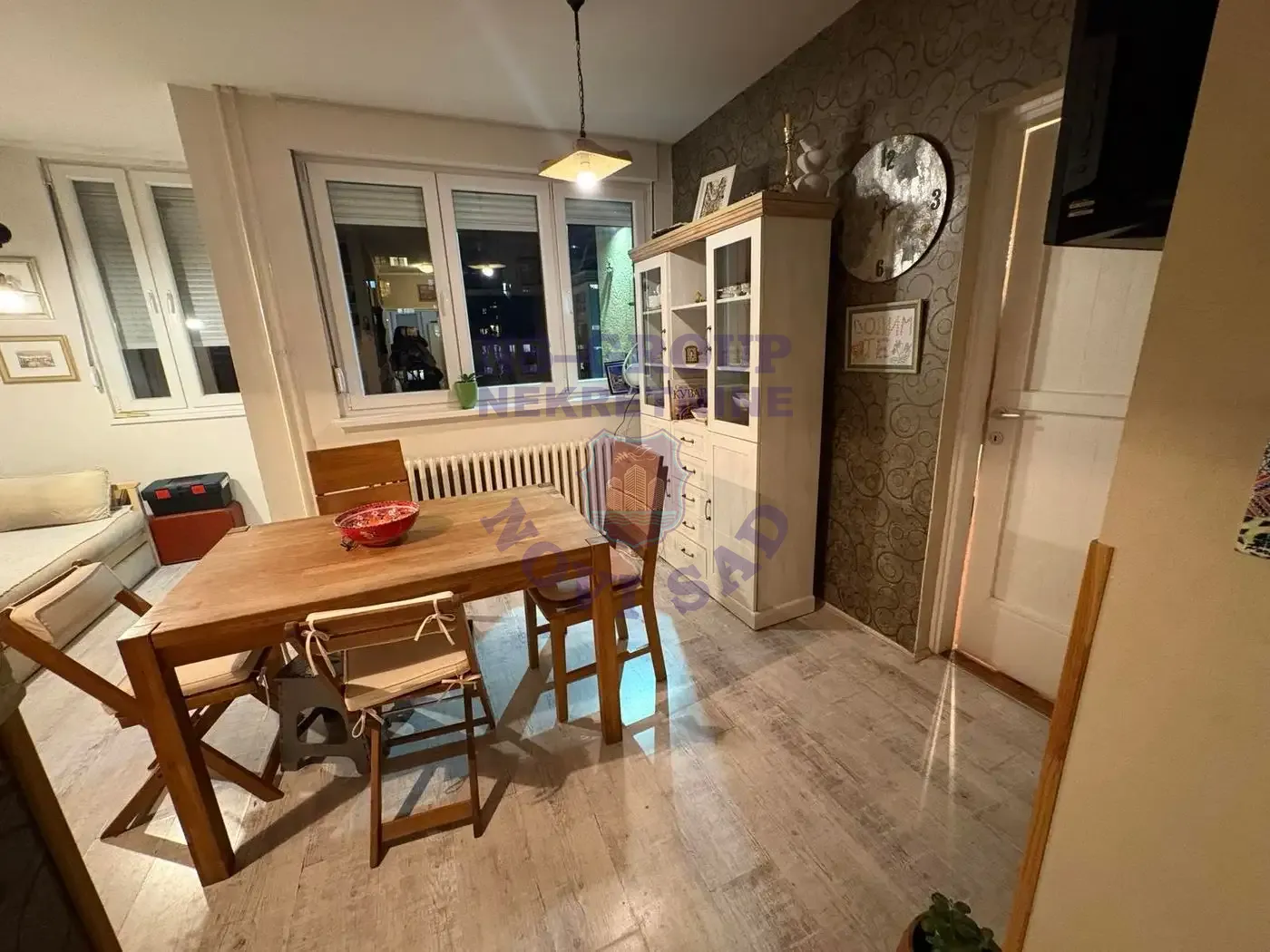 stan na prodaju Novi Sad 58m2 560526