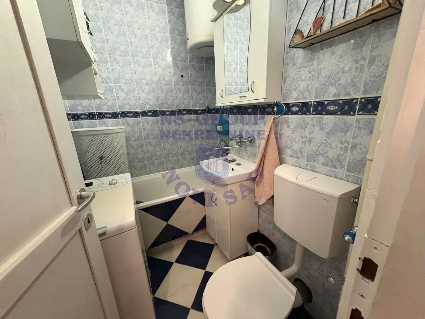 stan na prodaju Novi Sad 58m2 560526