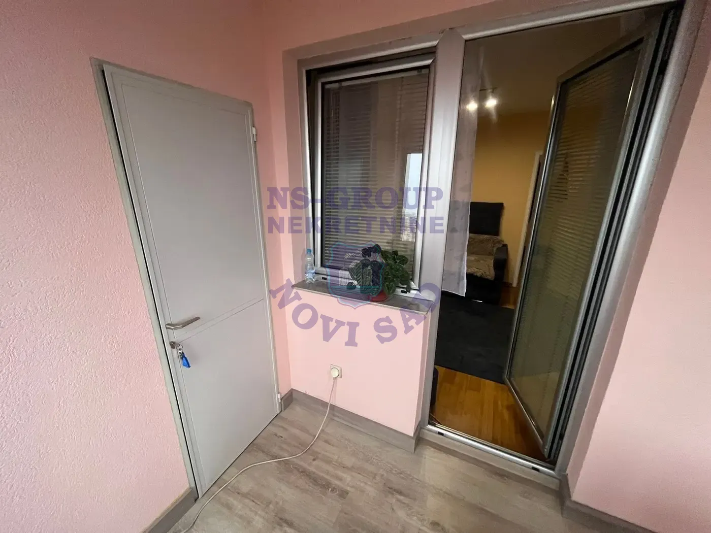 stan na prodaju Novi Sad 44m2 560947