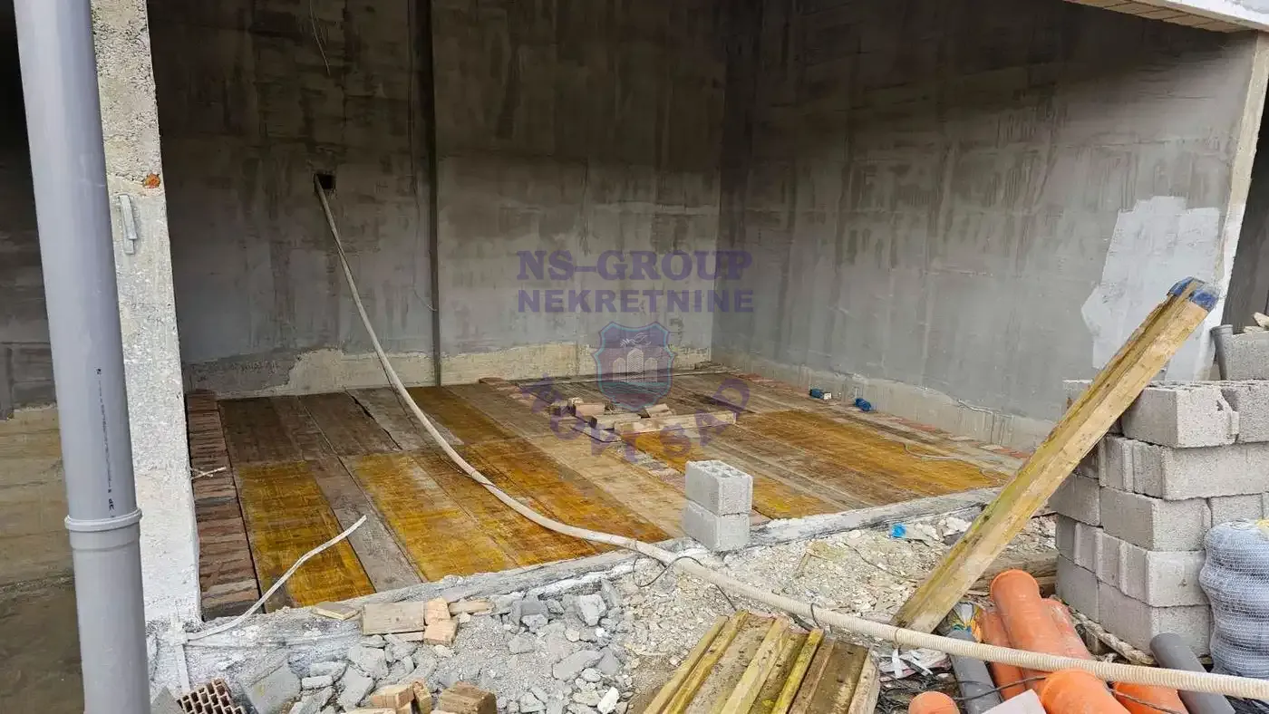 garaza na prodaju Vrdnik, 18m2 560354