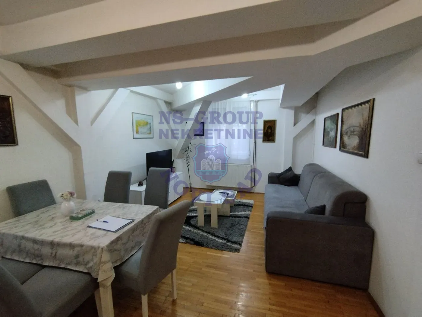 stan na prodaju Novi Sad 57m2 561079