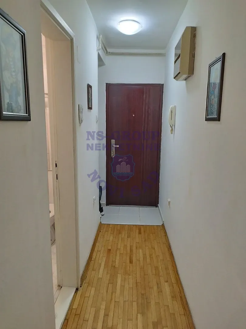 stan na prodaju Novi Sad 57m2 561079