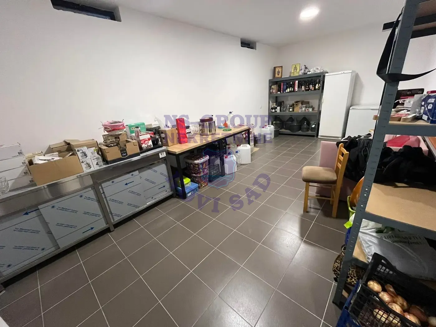kuca na prodaju Veternik 300m2 559228
