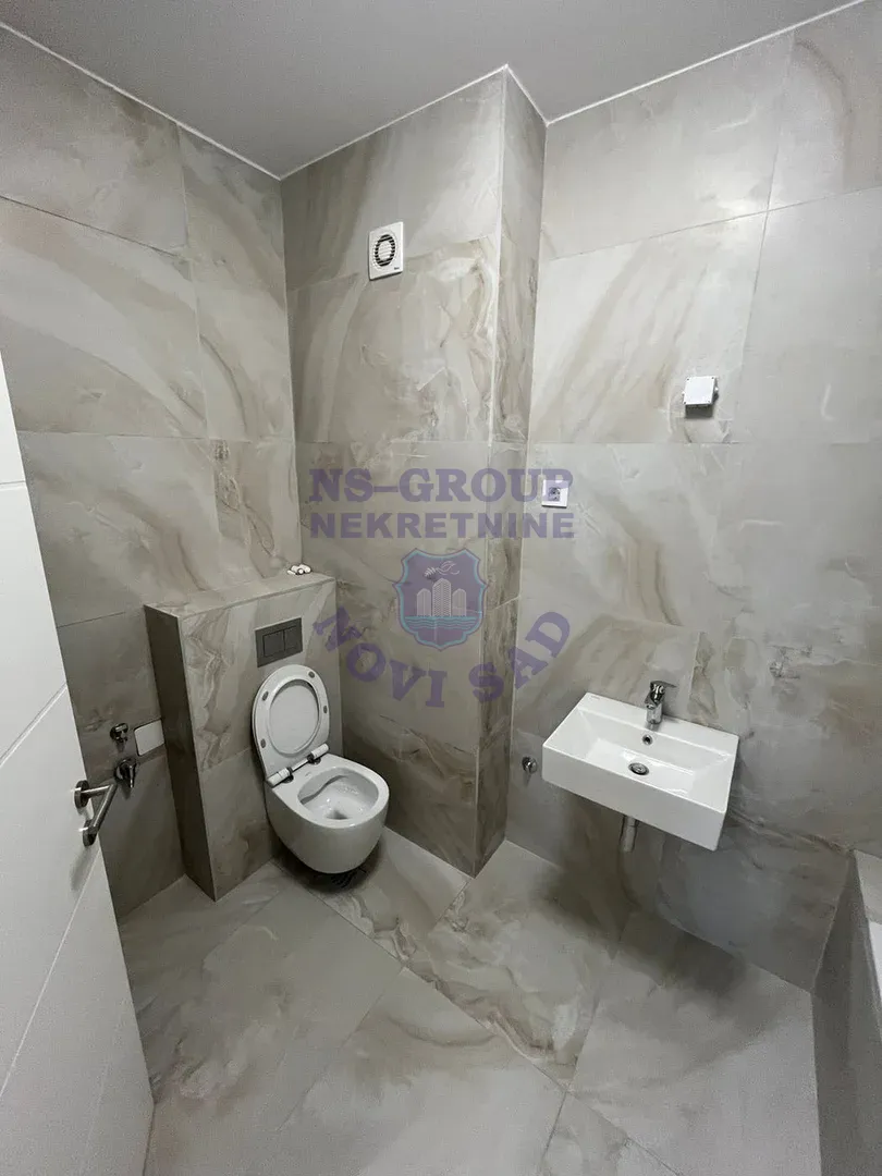 stan na prodaju Novi Sad 123m2 561110