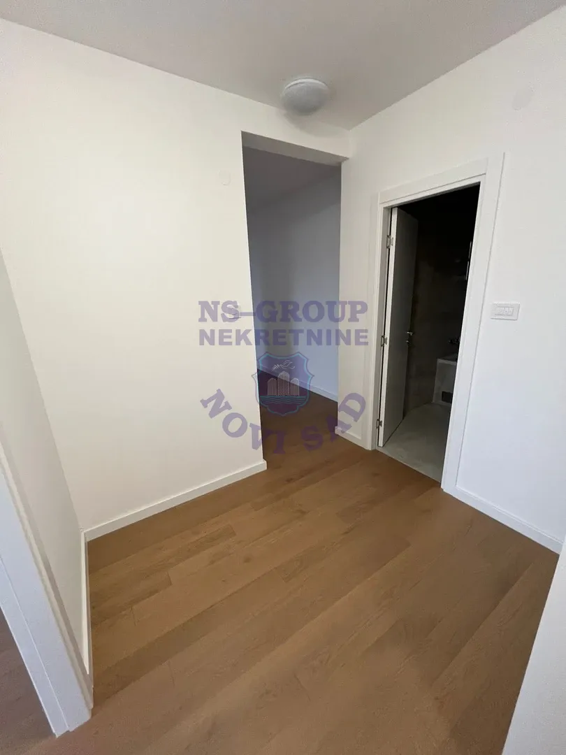 stan na prodaju Novi Sad 123m2 561110