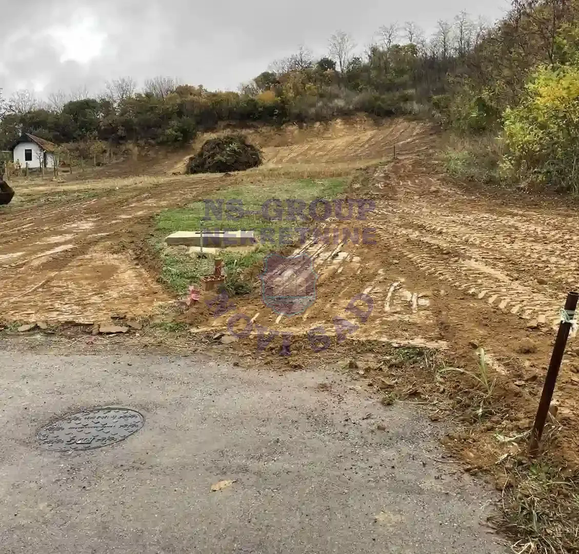 plac na prodaju Petrovaradin 1799m2 561115