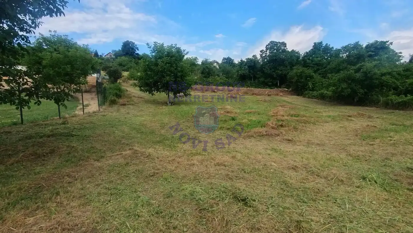 plac na prodaju Sremska Kamenica, 1485m2 555095