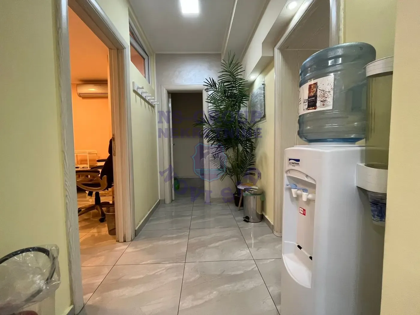 lokal na prodaju Novi Sad 76m2 561609