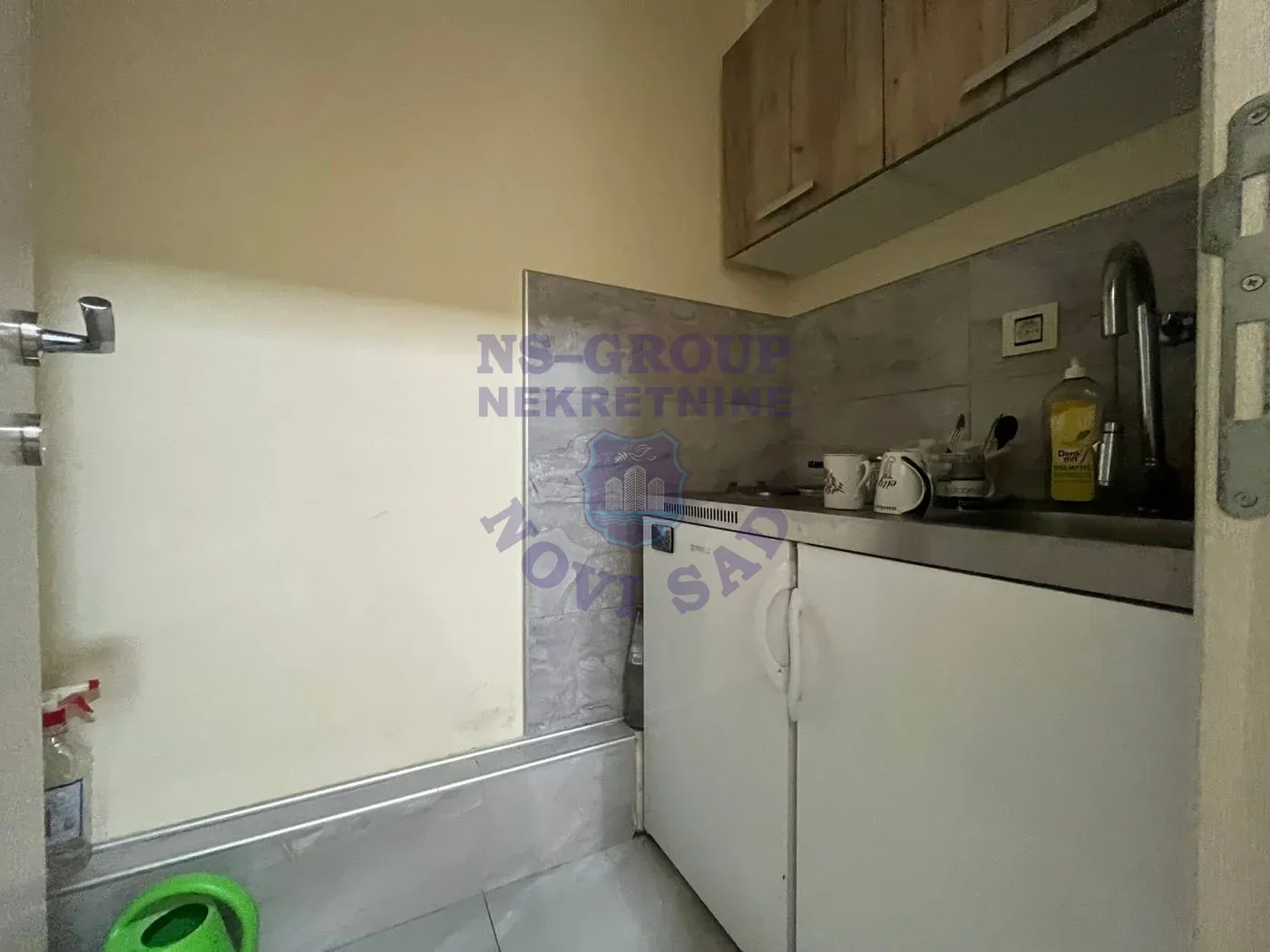 lokal na prodaju Novi Sad 76m2 561609