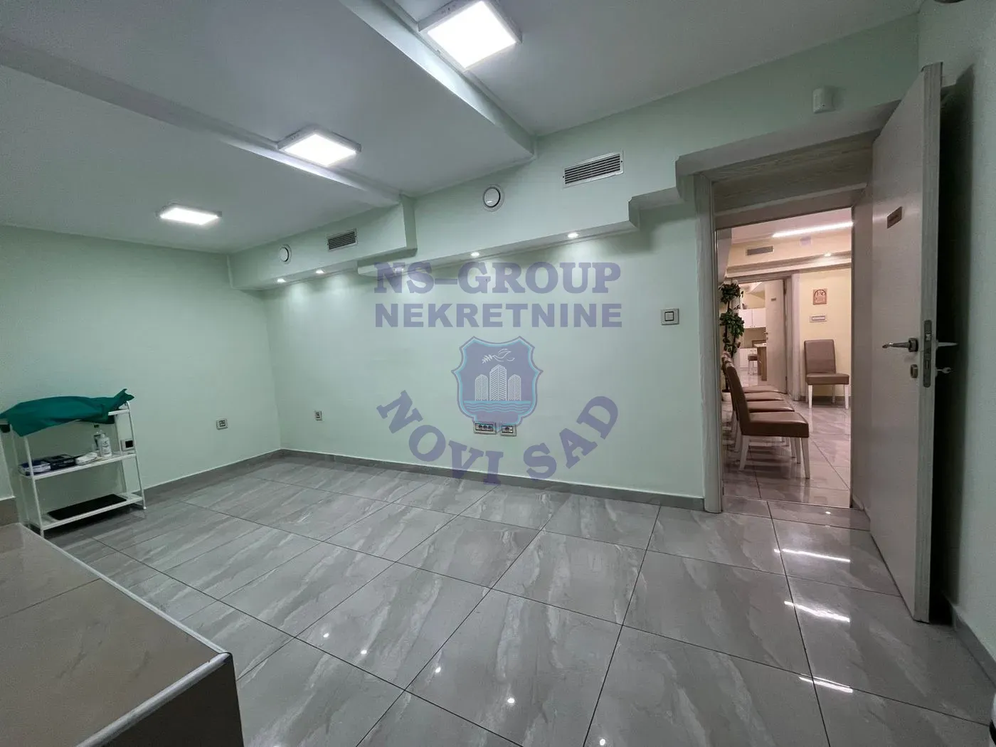 lokal na prodaju Novi Sad 76m2 561609