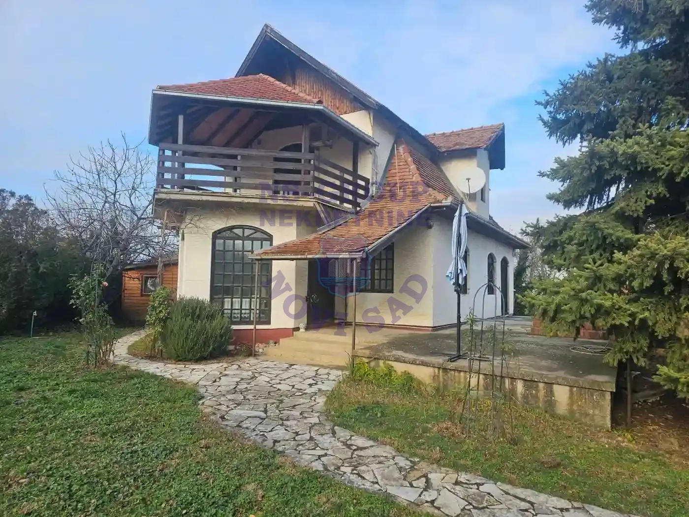 kuca na prodaju Sremska Kamenica 170m2 561706