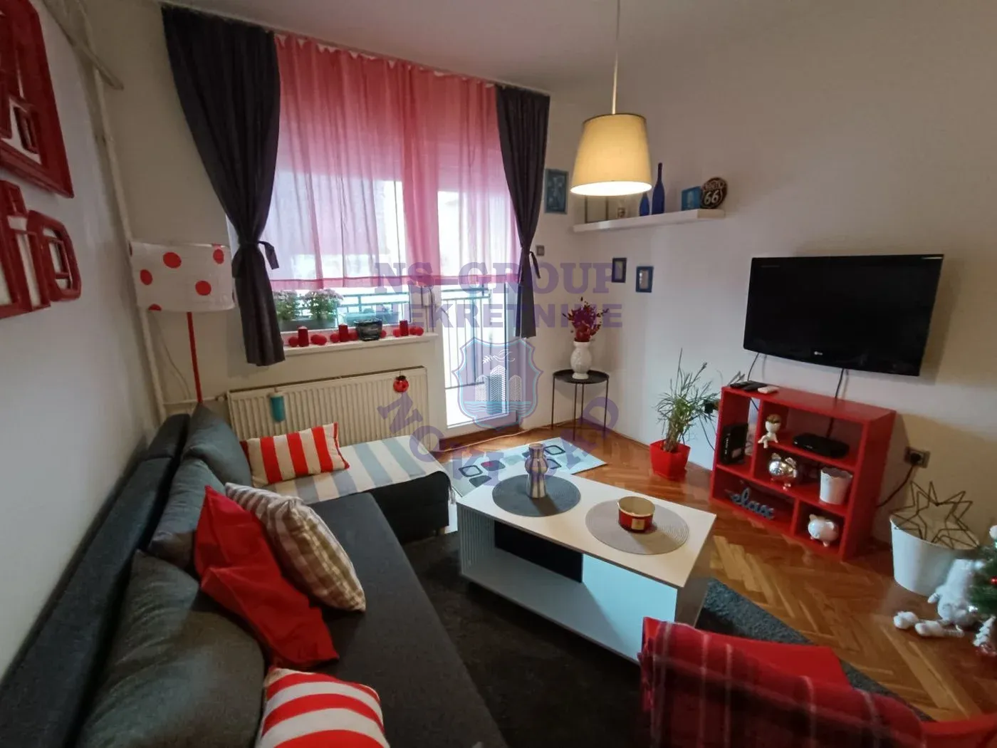 stan na prodaju Novi Sad, 61m2 561812