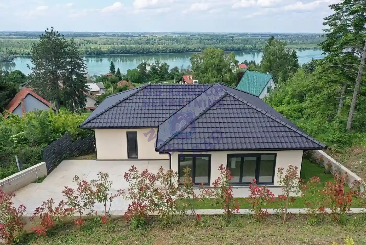 kuca na prodaju Banoštor 162m2 561927