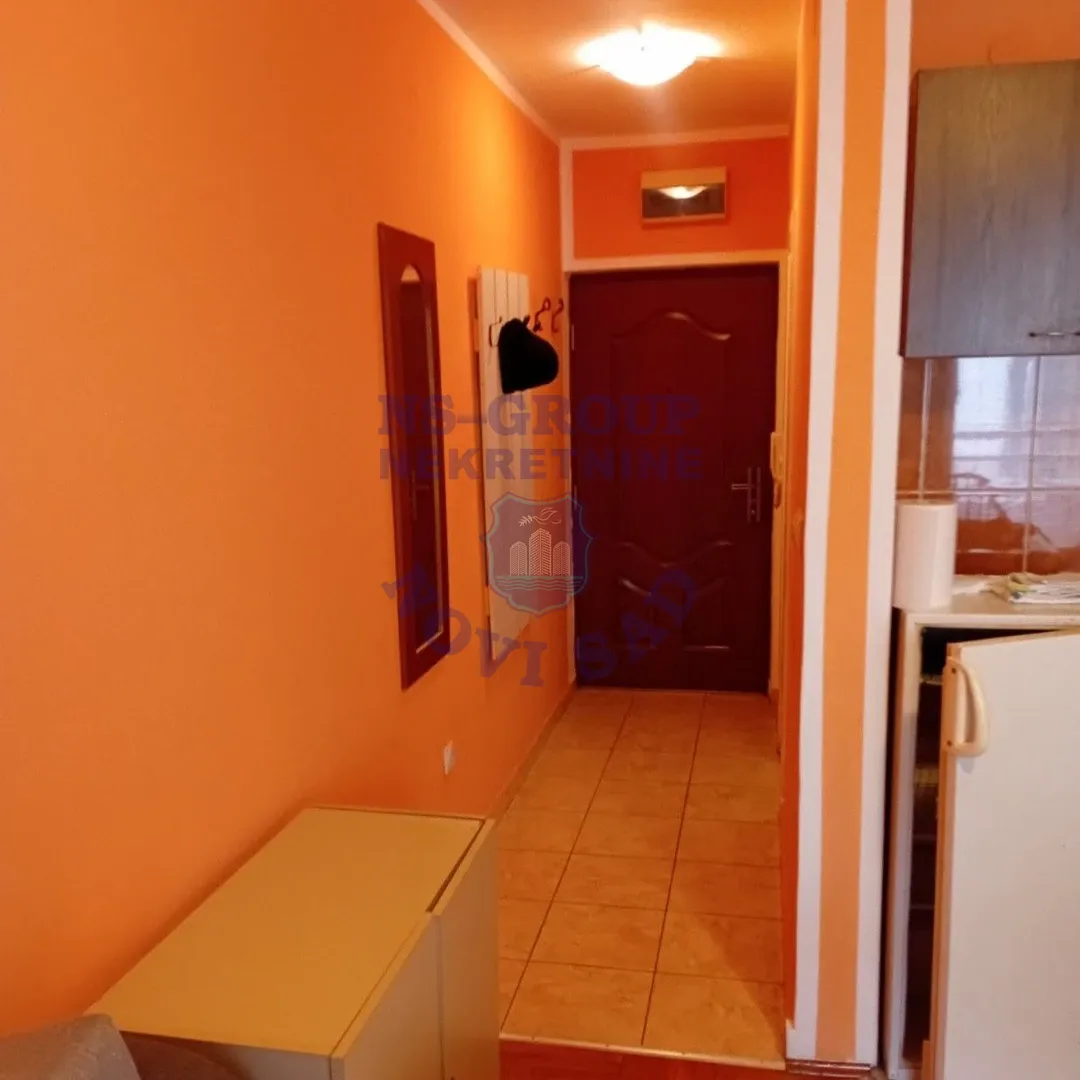 Stan za izdavanje Novi Sad 23m2, 15307
