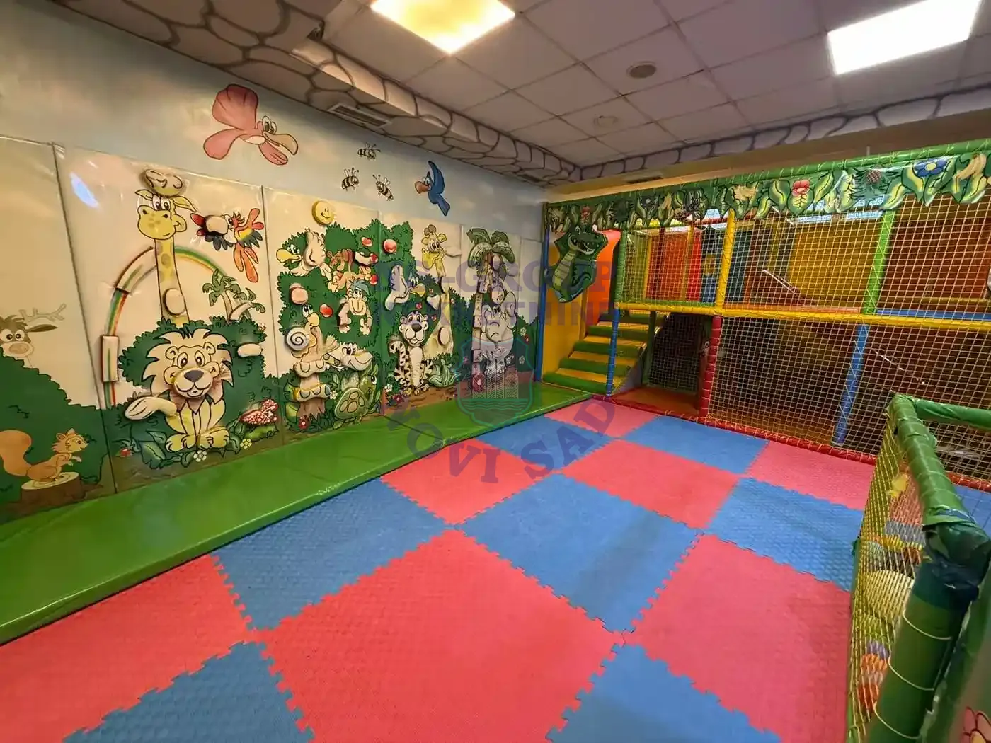 lokal na prodaju Novi Sad 81m2 555052