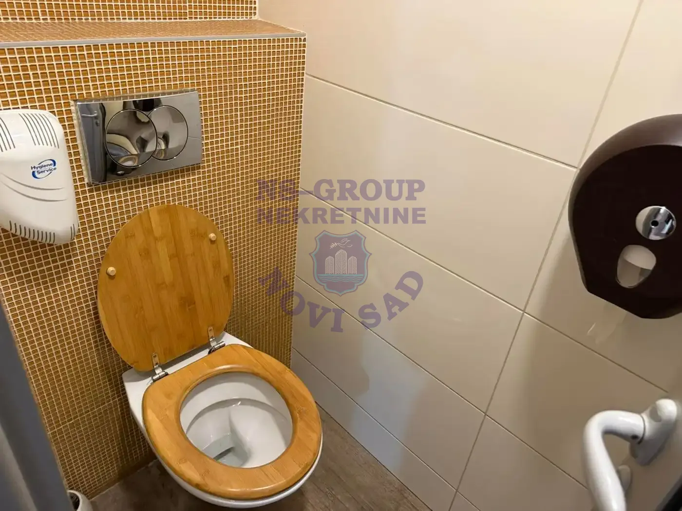 lokal na prodaju Novi Sad 81m2 555052
