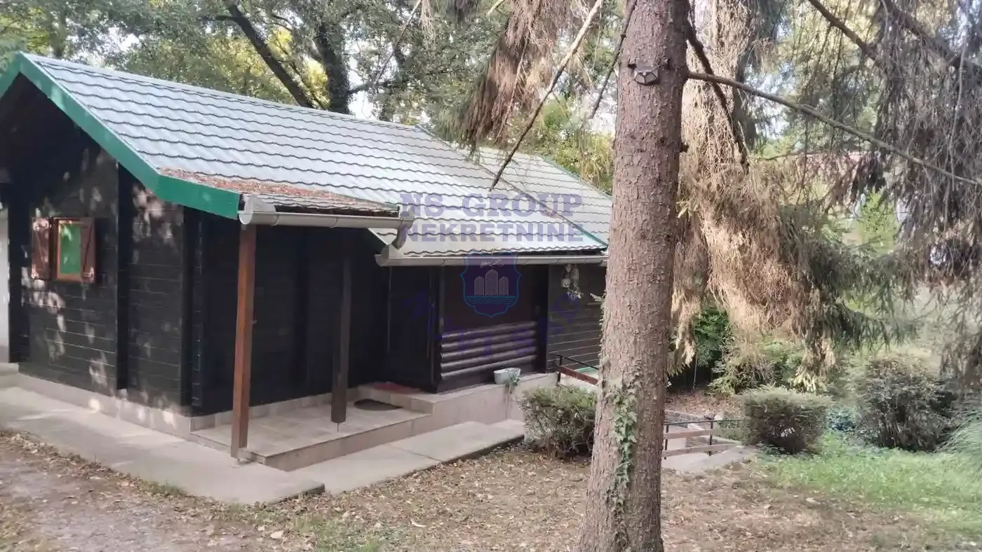 kuca na prodaju Čortanovci, 40m2 561969