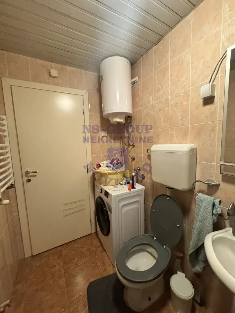 stan na prodaju Novi Sad 54m2 562234
