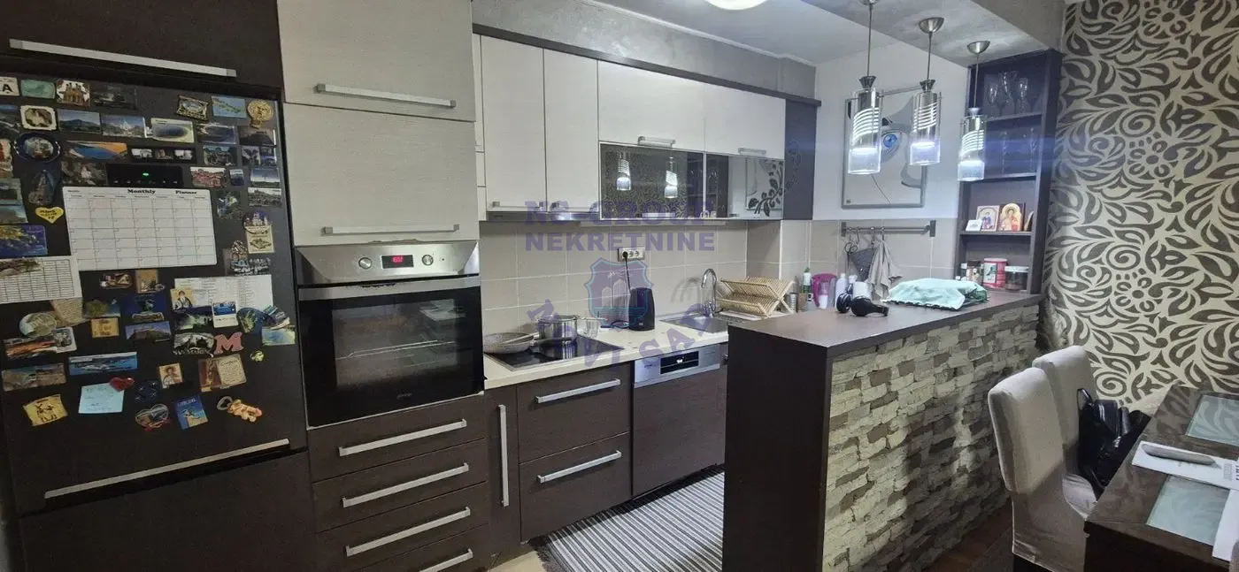 stan na prodaju Novi Sad 77m2 562238