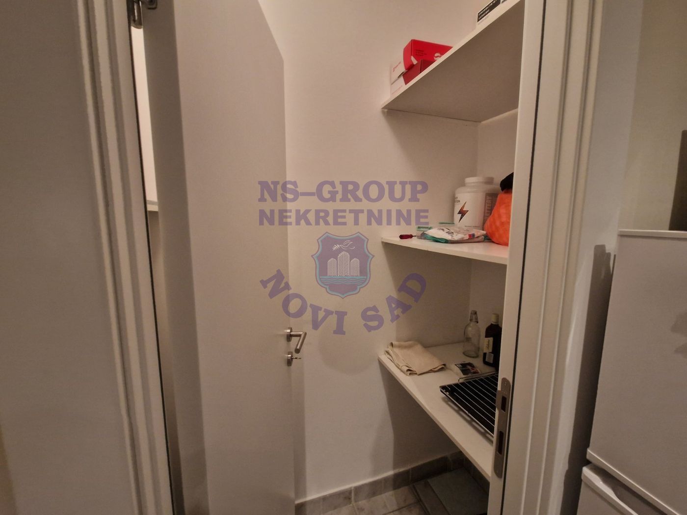 stan na prodaju Novi Sad 44m2 562296
