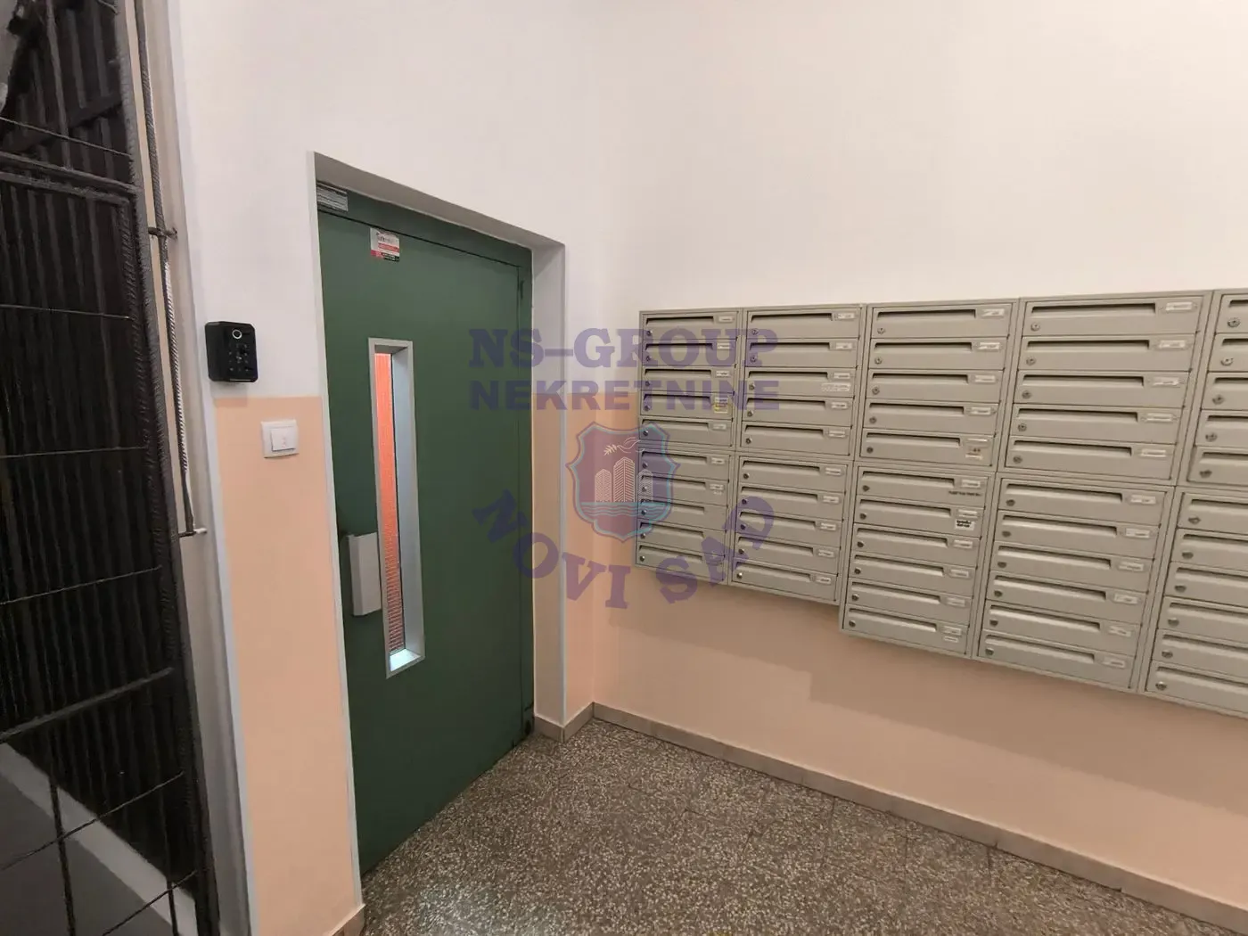 stan na prodaju Novi Sad 46m2 562338