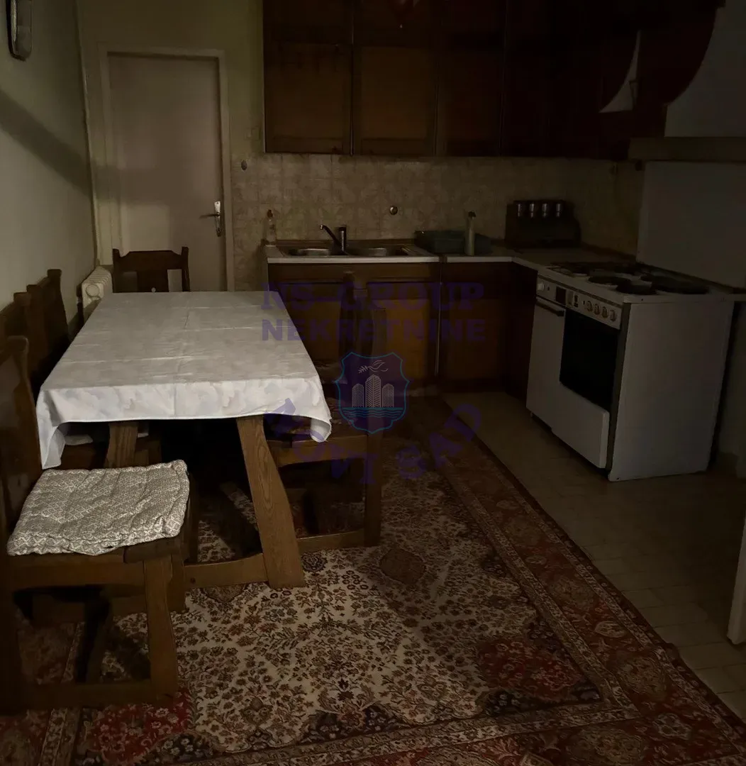 kuca za izdavanje Novi Sad 90m2 15367