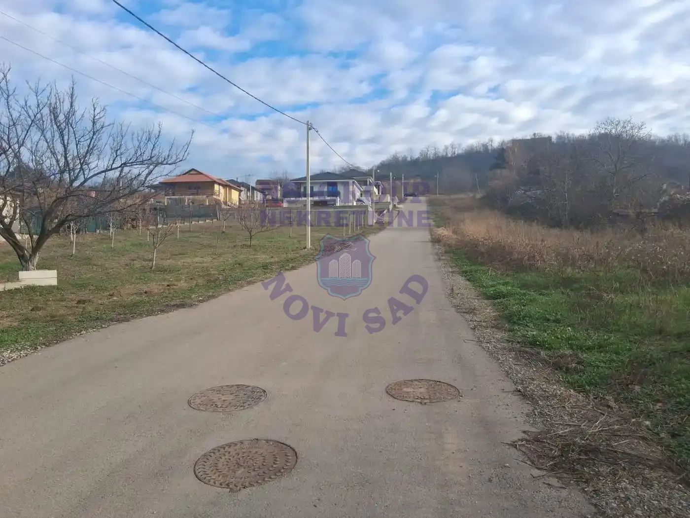 plac na prodaju Petrovaradin 1799m2 561115