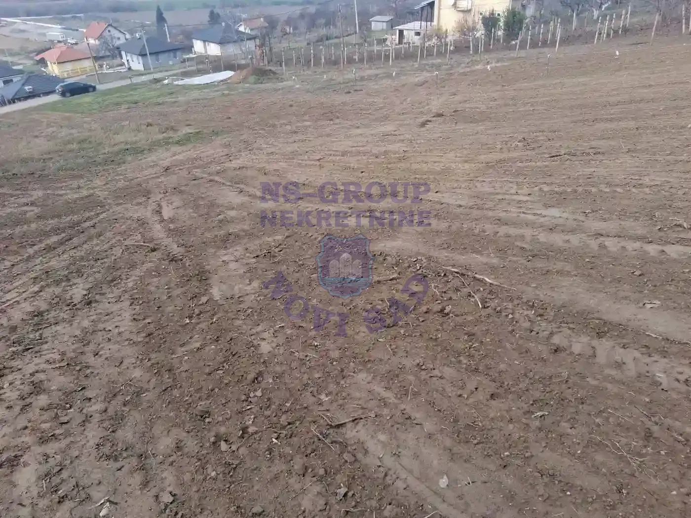 plac na prodaju Petrovaradin 1799m2 561115
