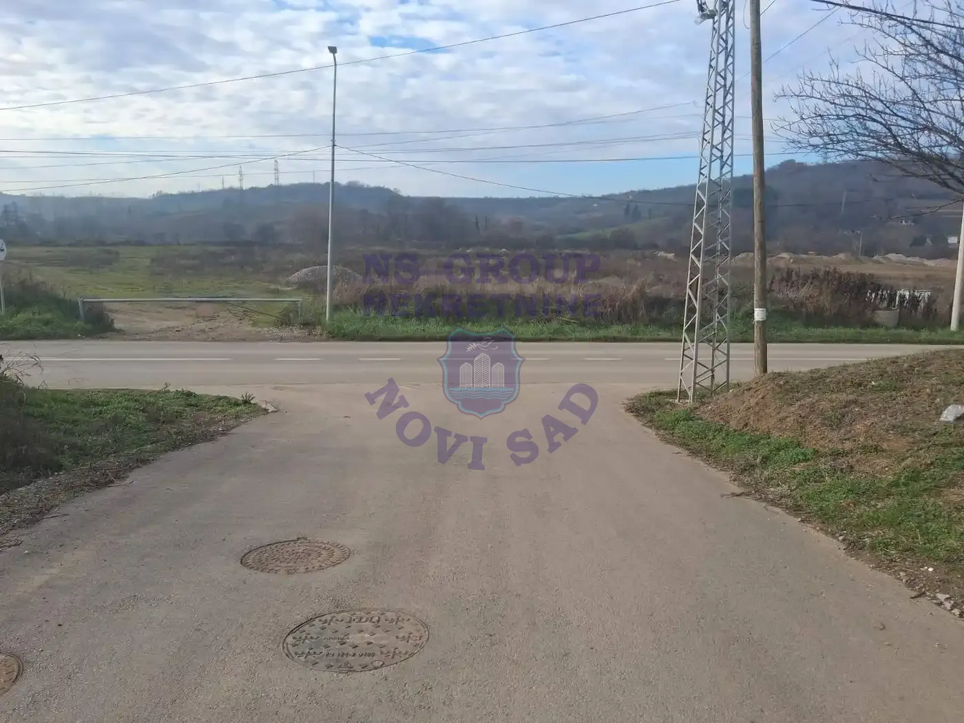 plac na prodaju Petrovaradin 1799m2 561115