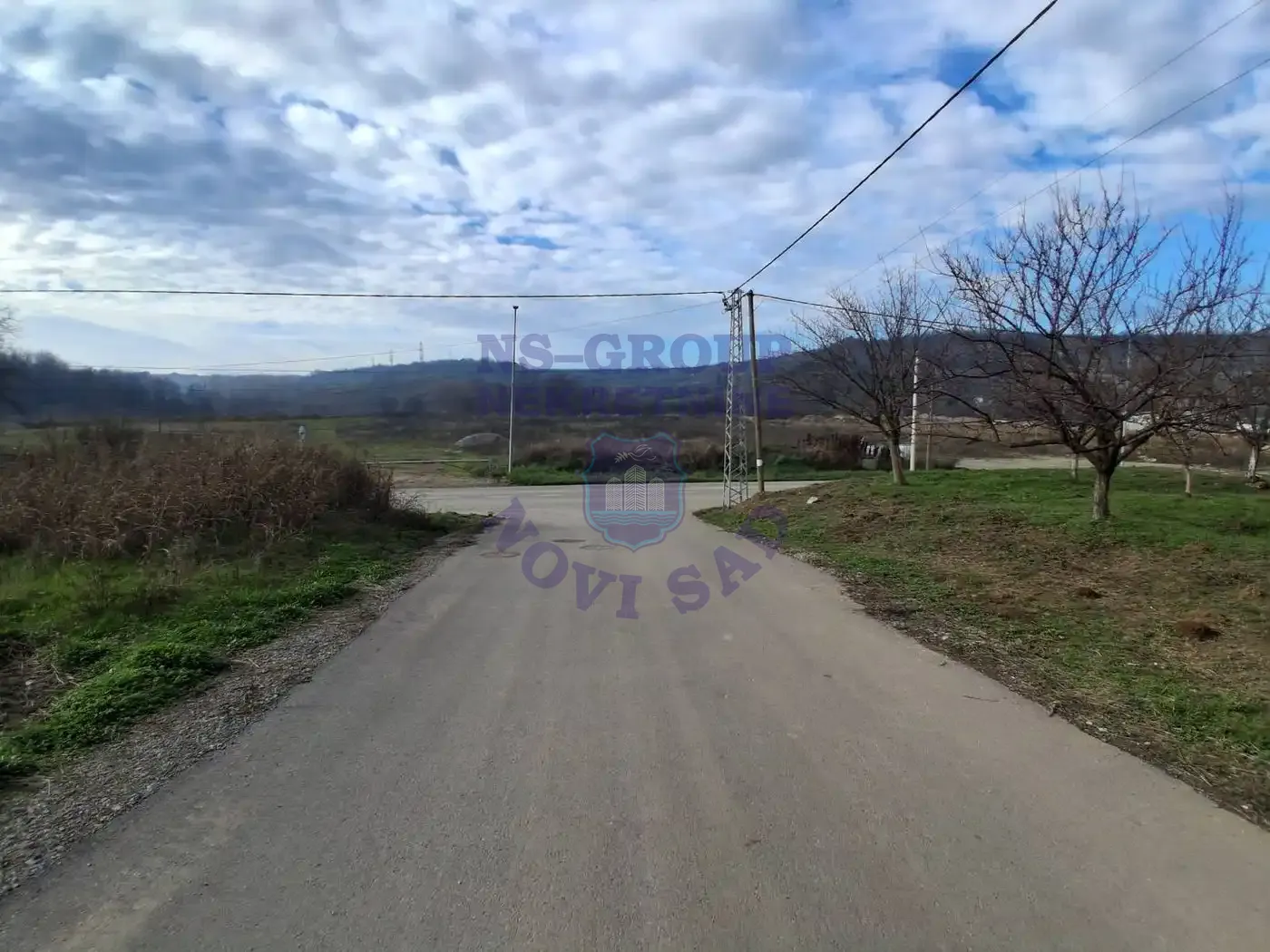 plac na prodaju Petrovaradin 1799m2 561115