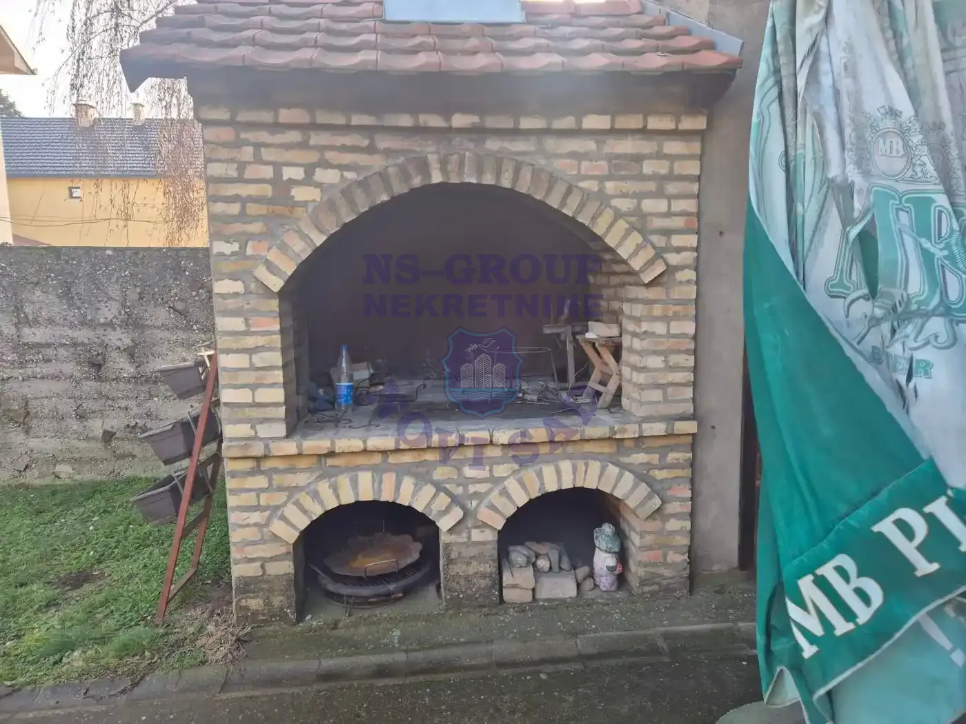 kuca na prodaju Šid 219m2 562843