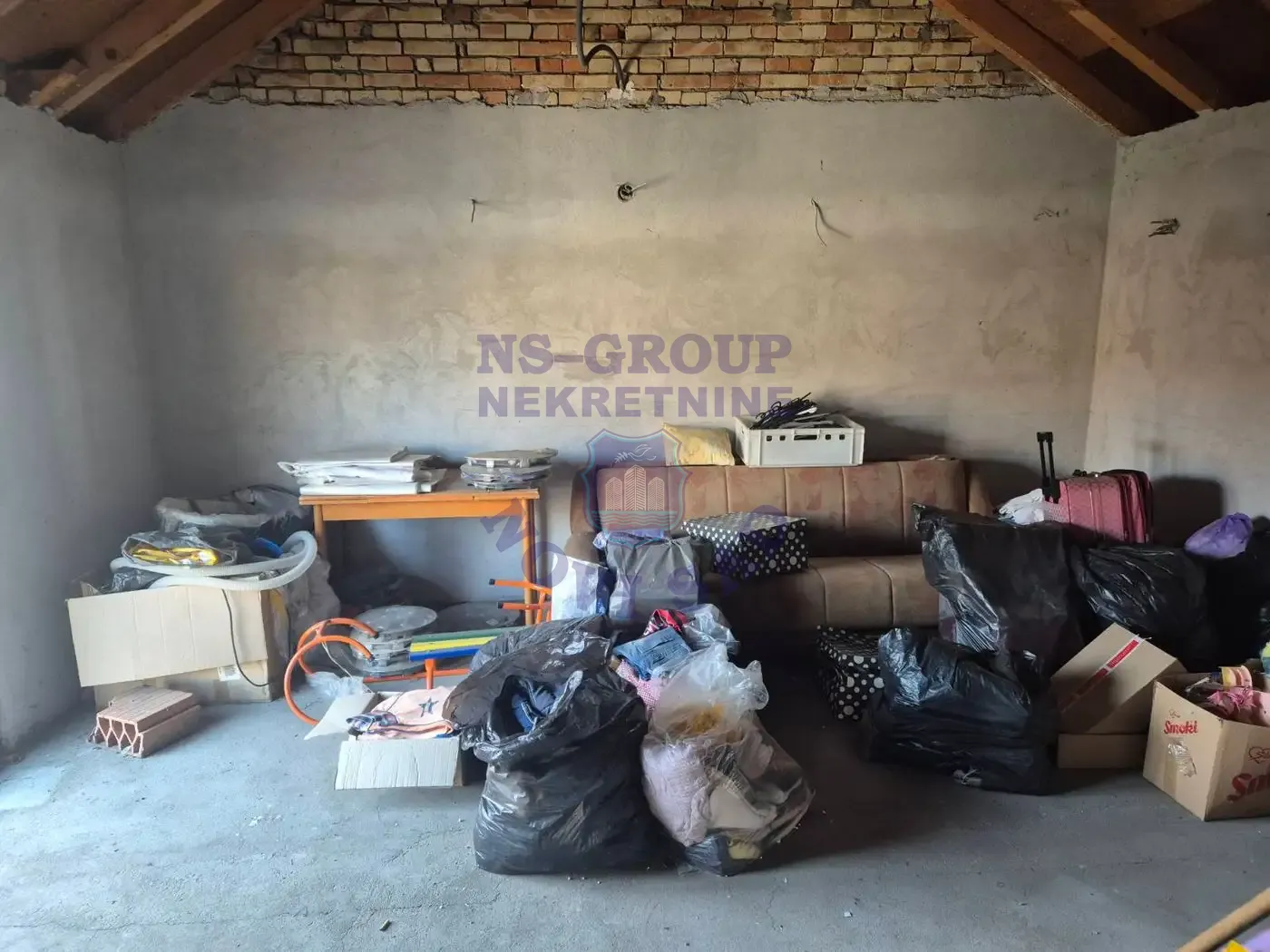 kuca na prodaju Šid 219m2 562843