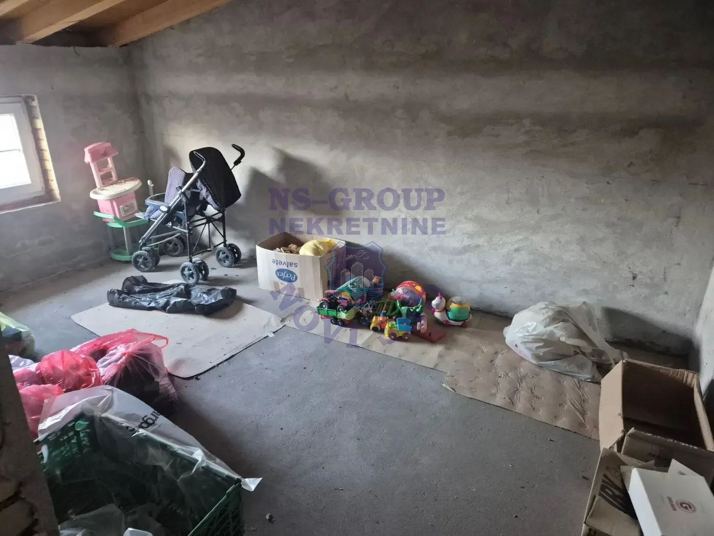 kuca na prodaju Šid 219m2 562843