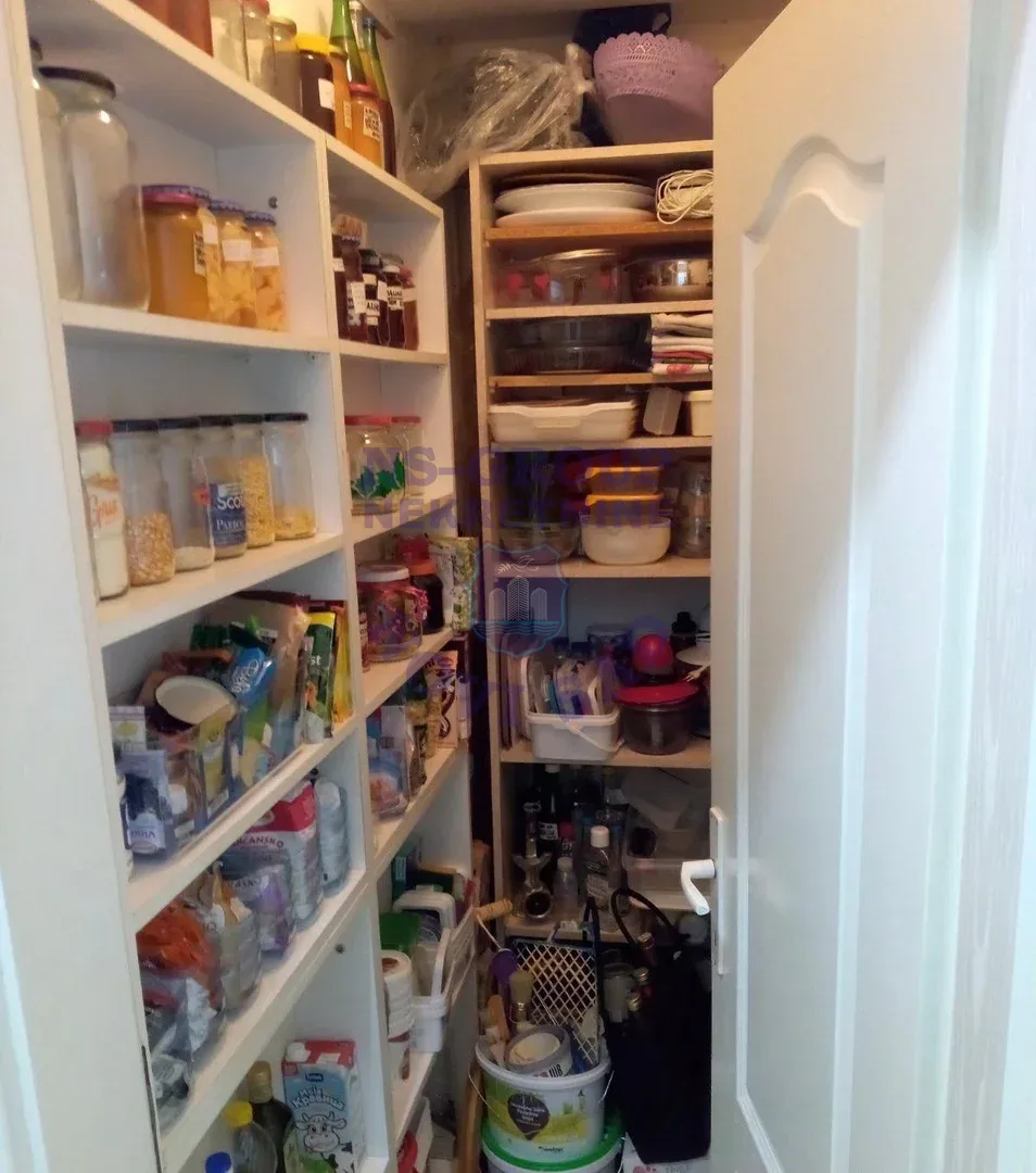 stan na prodaju Novi Sad 100m2 562623