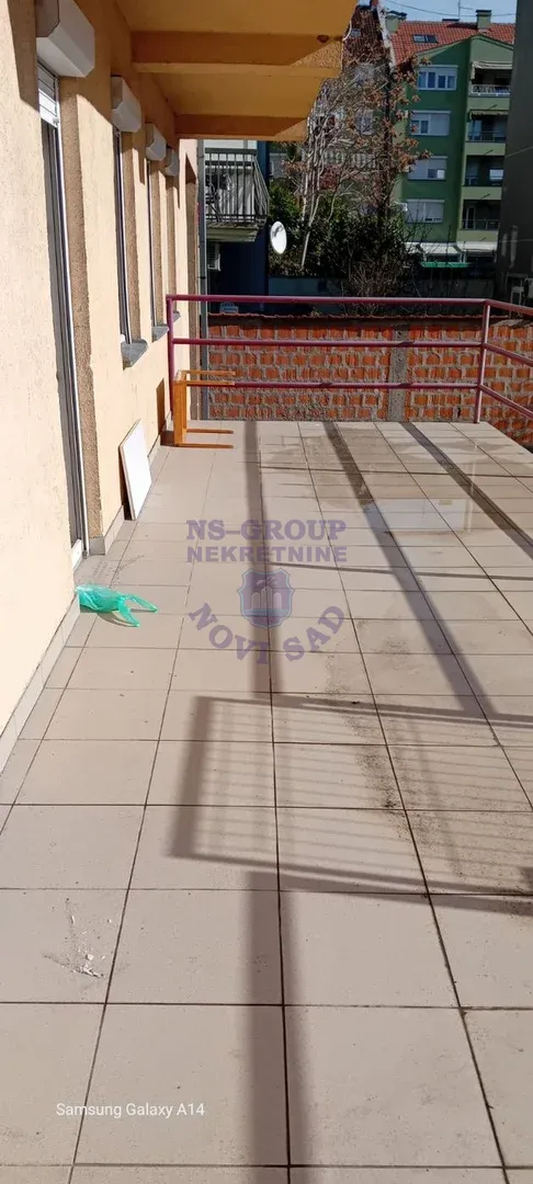 Stan za izdavanje Novi Sad 116m2, 15412