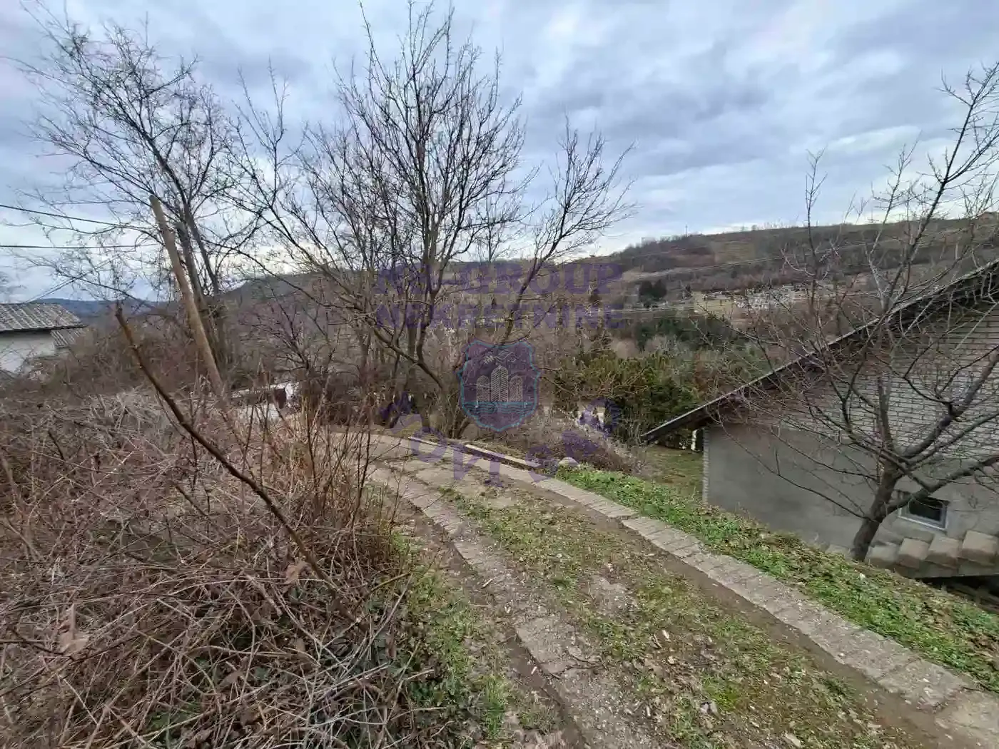 plac na prodaju Ledinci 891m2 563012