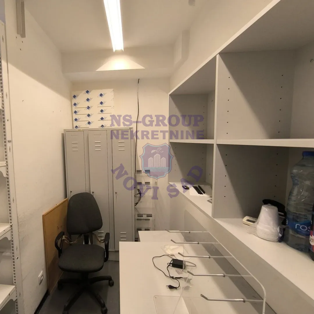 lokal za izdavanje Novi Sad 175m2 15472