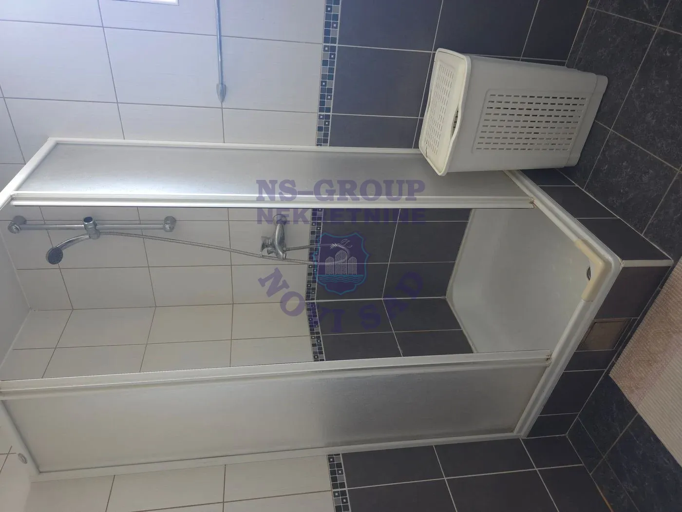kuca na prodaju Kać 478m2 529546