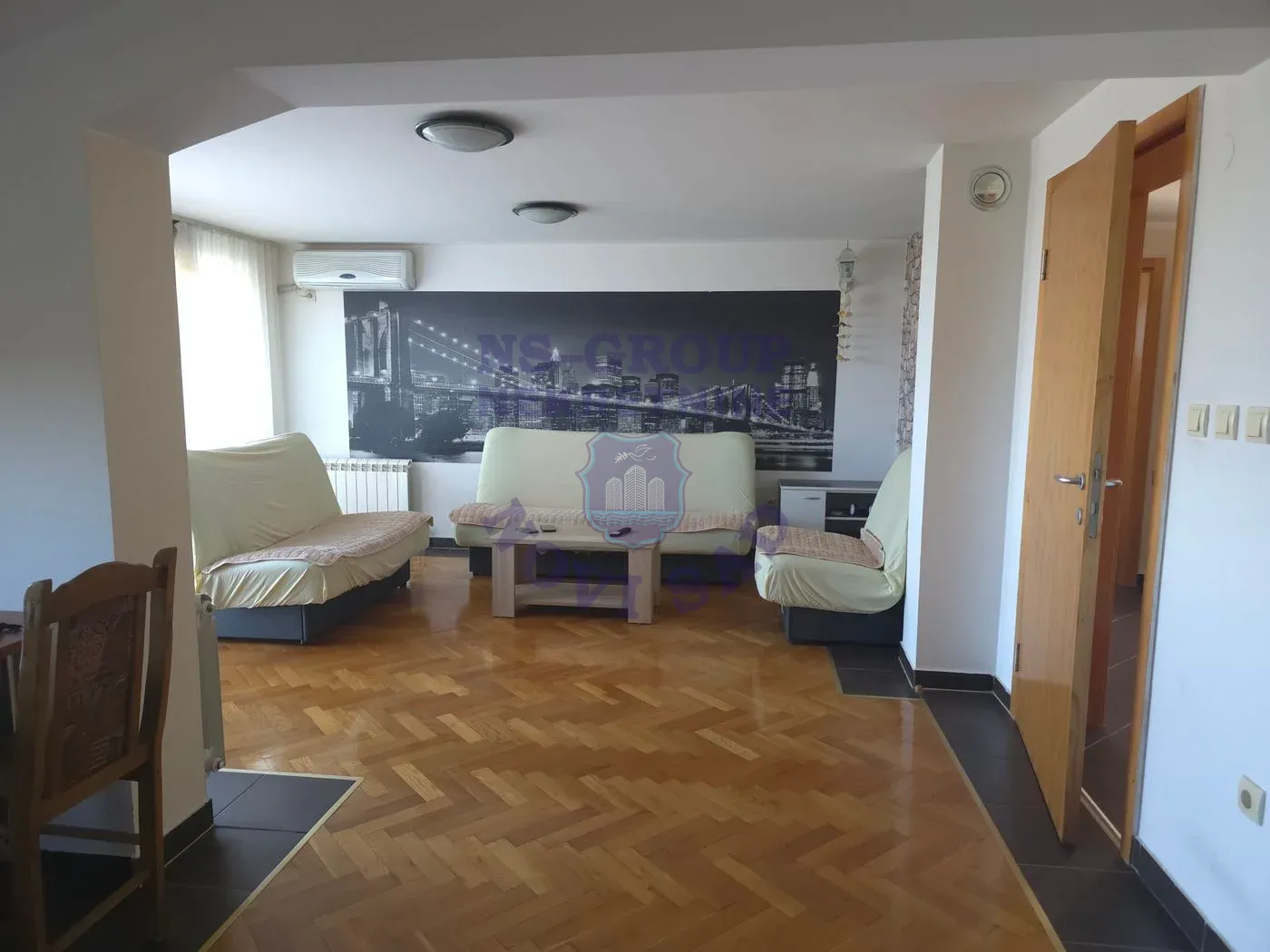 kuca na prodaju Kać 478m2 529546
