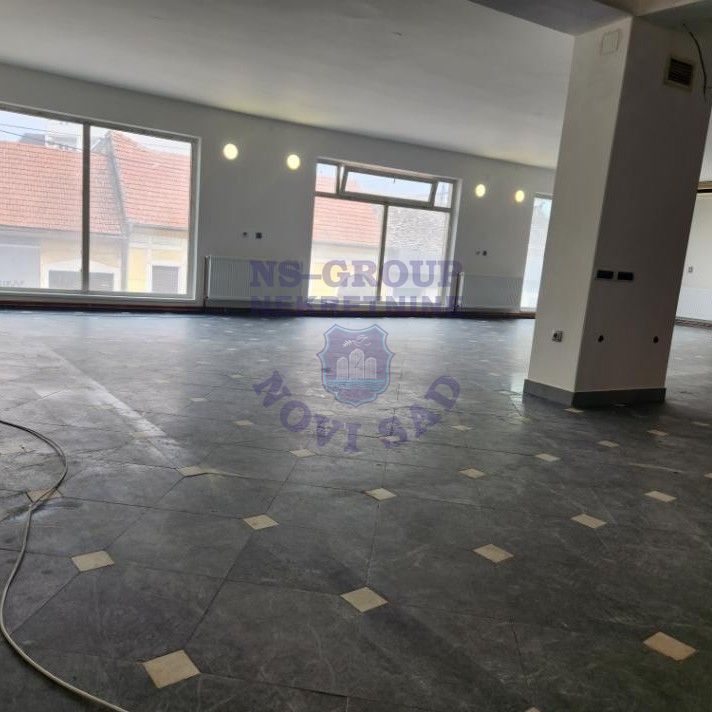 lokal za izdavanje Novi Sad 192m2 15530