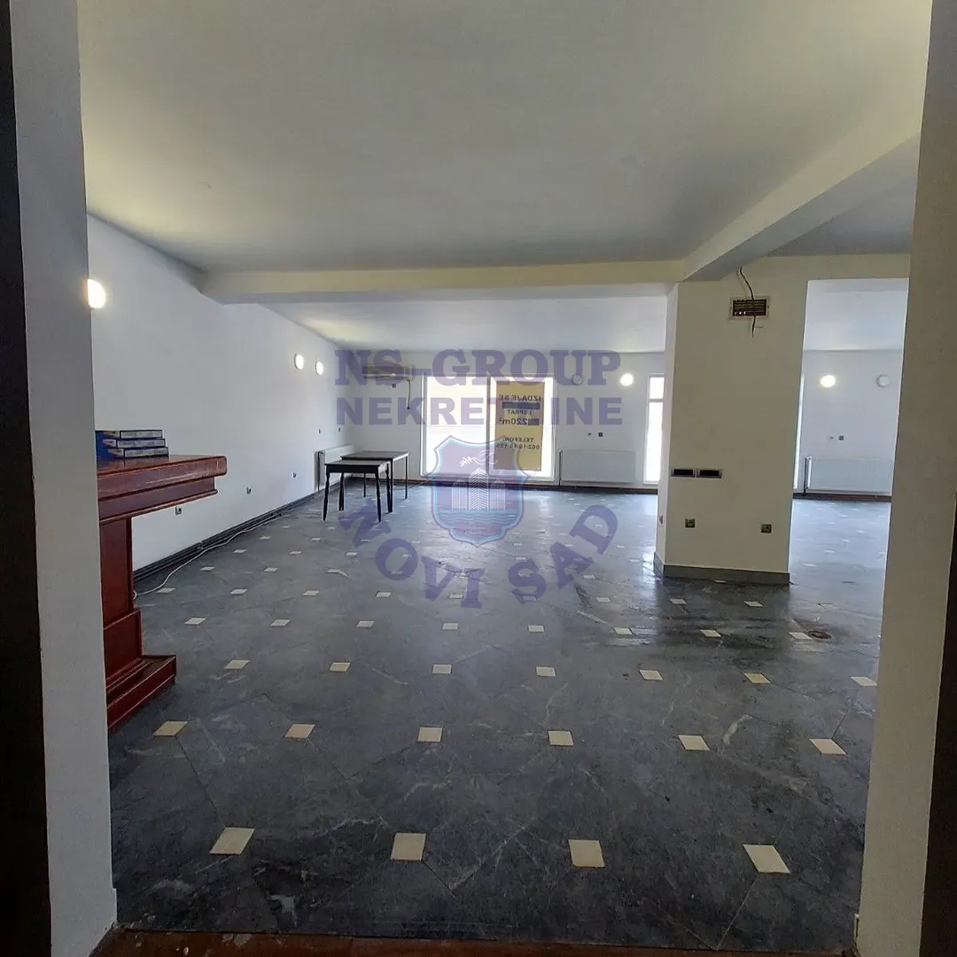 lokal za izdavanje Novi Sad 192m2 15530