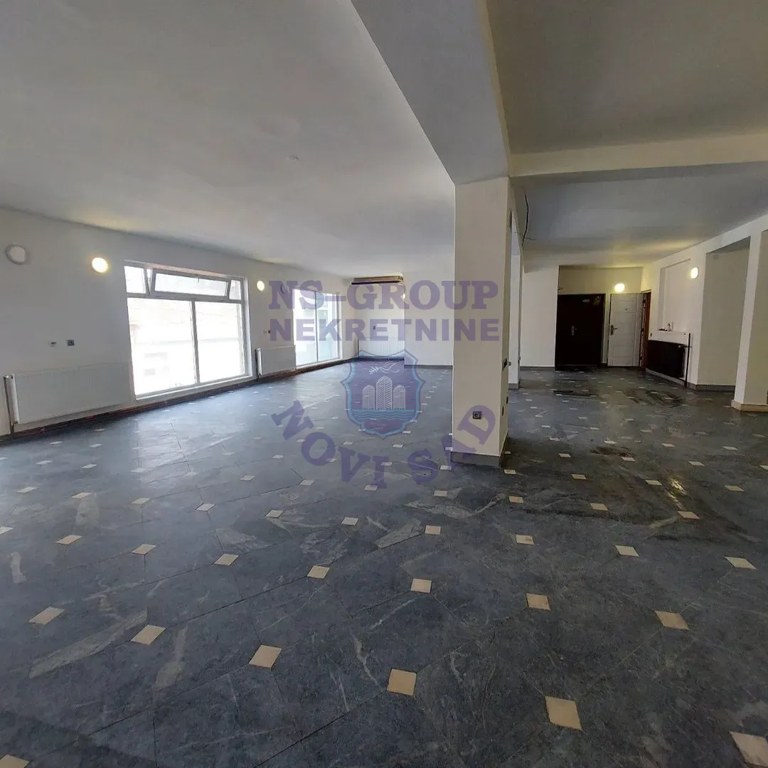 lokal za izdavanje Novi Sad 192m2 15530