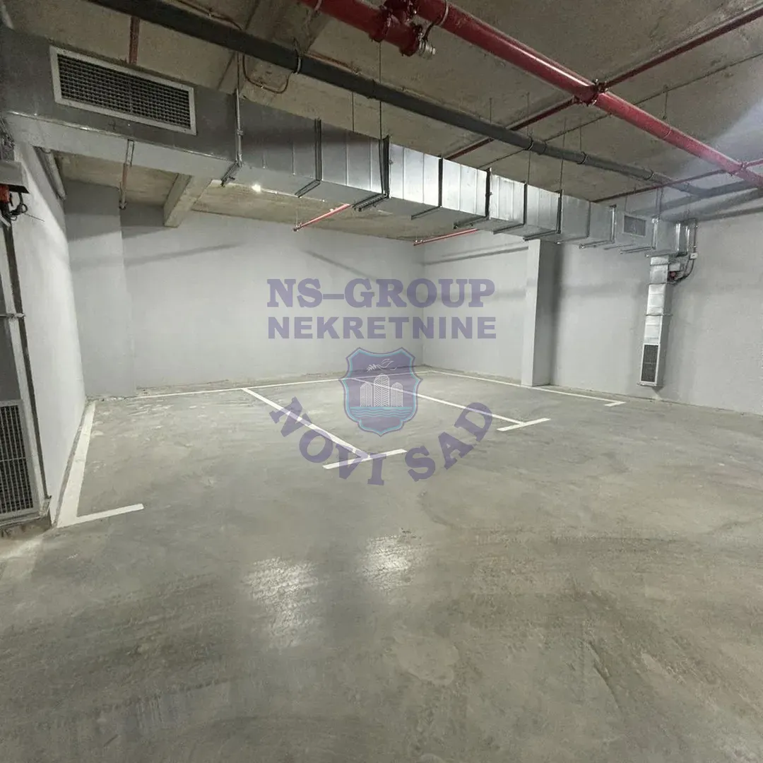 lokal za izdavanje Novi Sad 120m2 15582