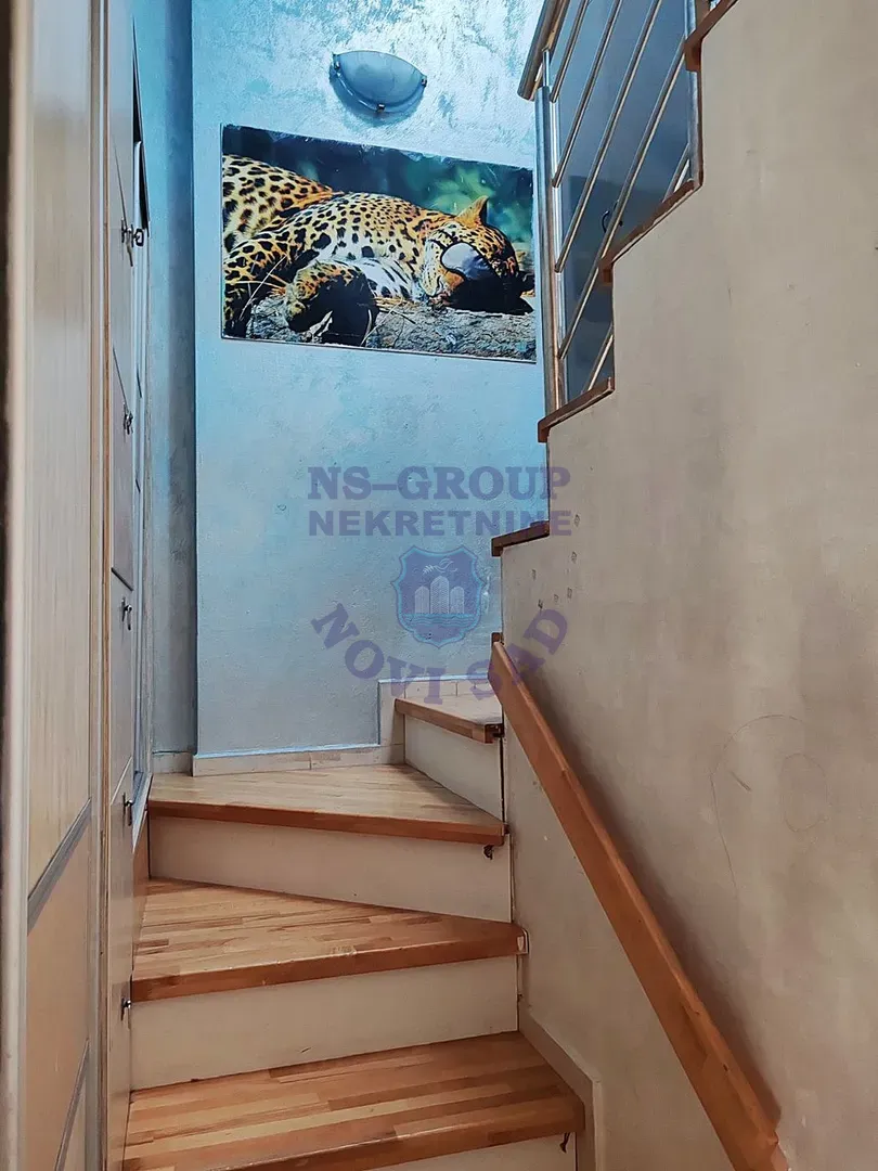 stan na prodaju Novi Sad 70m2 564380