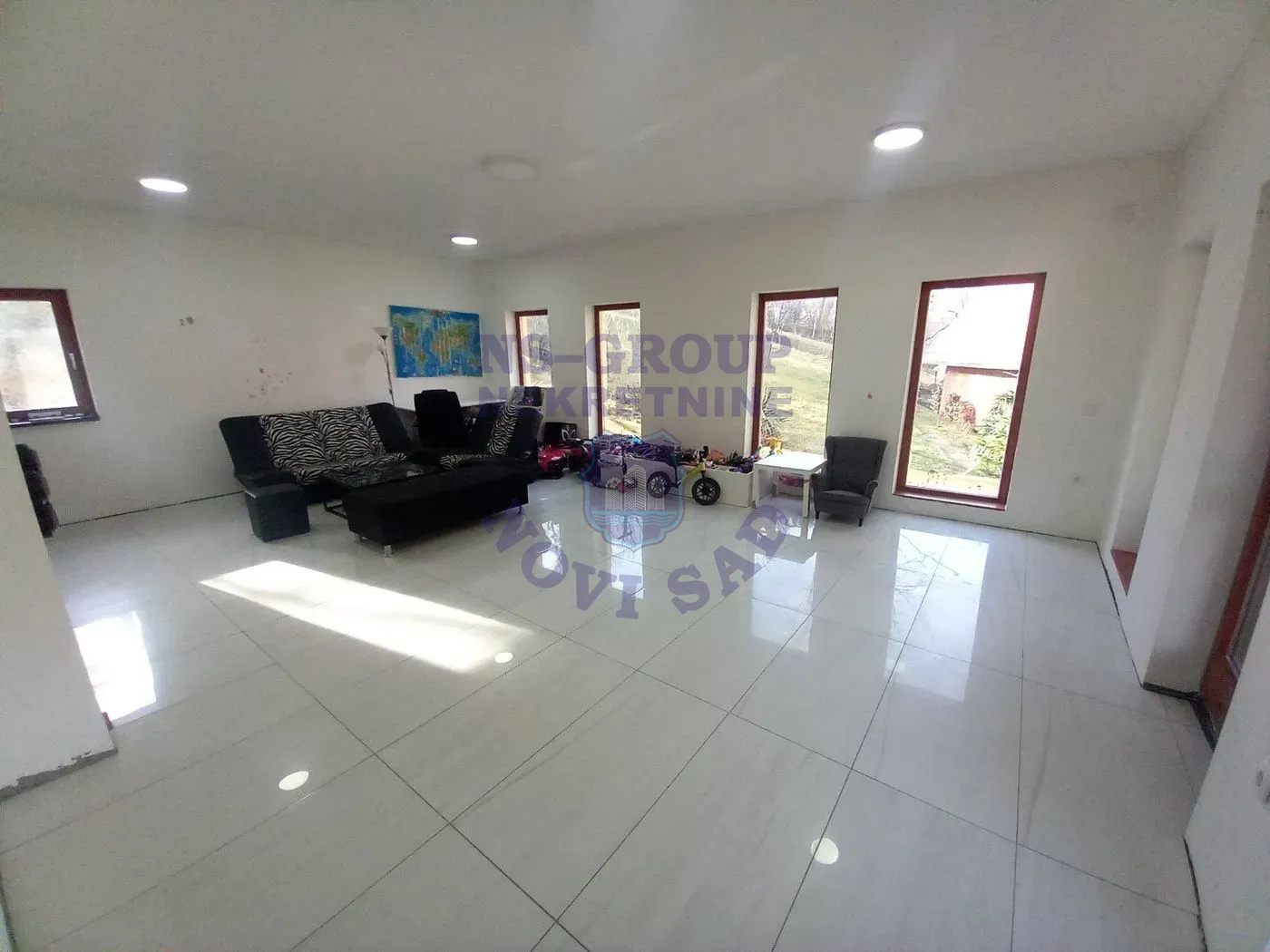 kuca na prodaju Ledinci, 150m2 564580