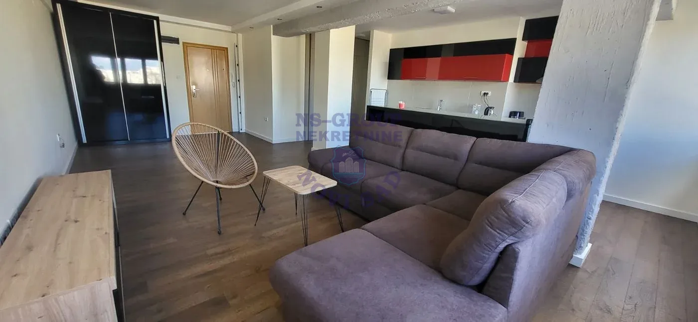 stan na prodaju Novi Sad 57m2 564476