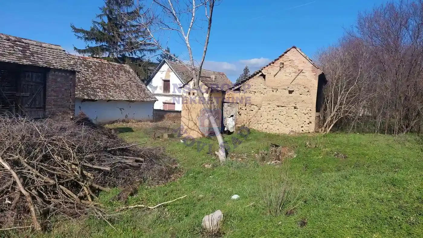 kuca na prodaju Jazak 120m2 564822