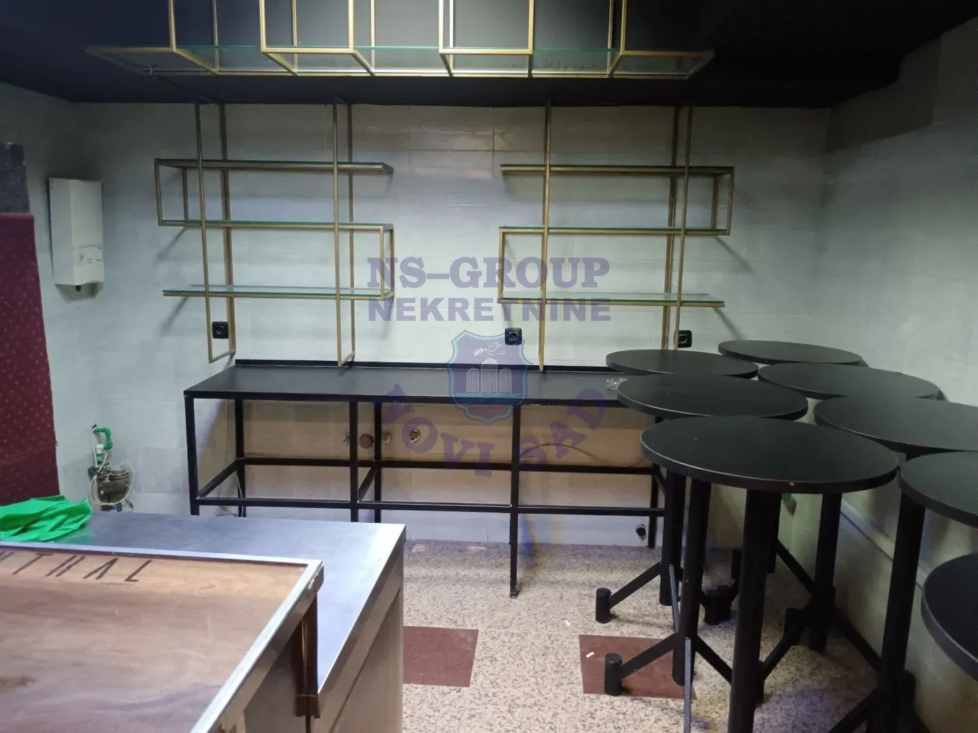 lokal na prodaju Novi Sad 219m2 564736