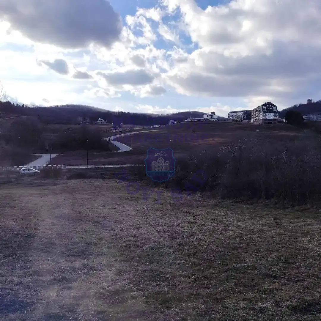 plac na prodaju Vrdnik 2705m2 564379