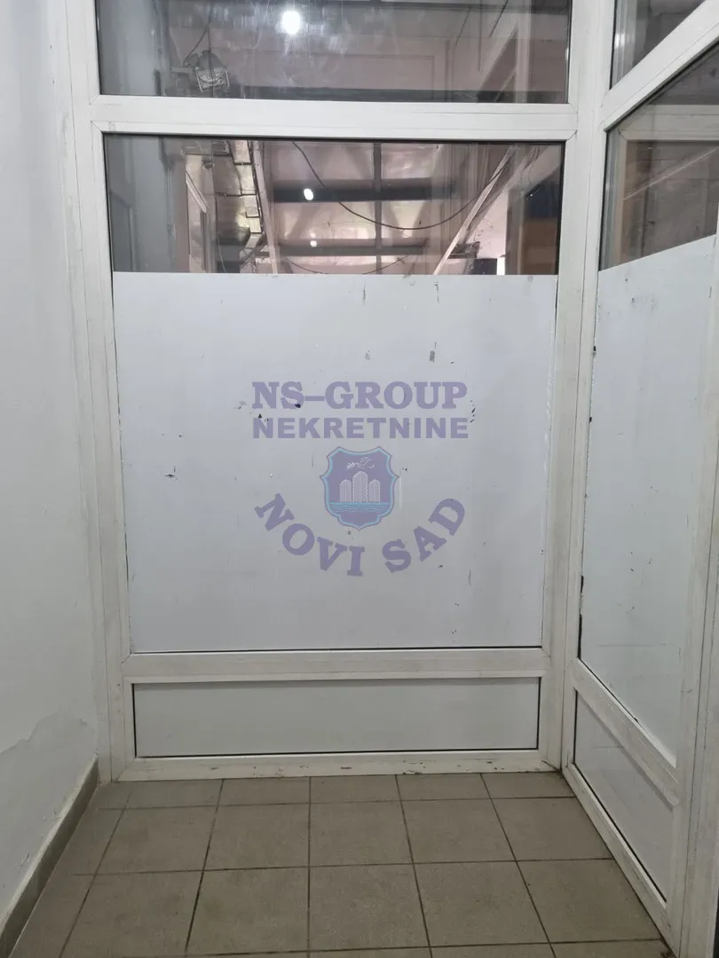 lokal na prodaju Novi Sad, 4m2 545177